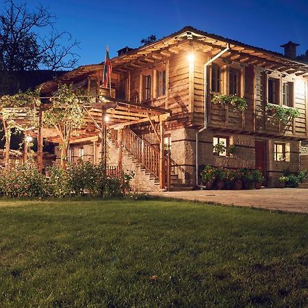 Yovina House ジェラブナ エクステリア 写真